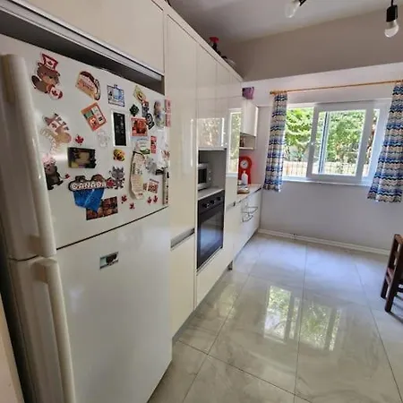 Holiday home Dora *